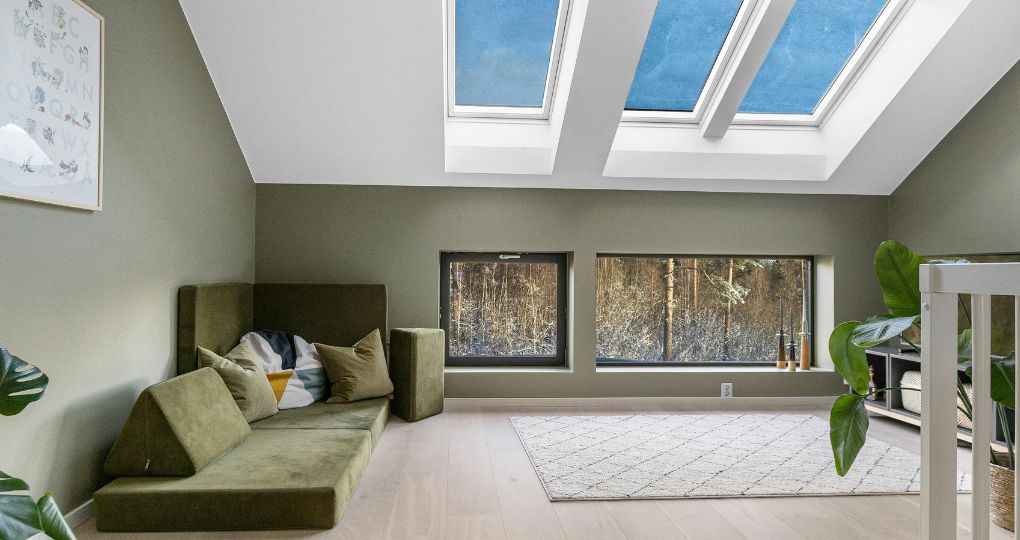 Ce este un etaj retras și cum îl recunoști