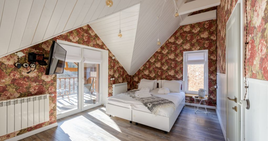 Ce înseamnă un etaj mansardat